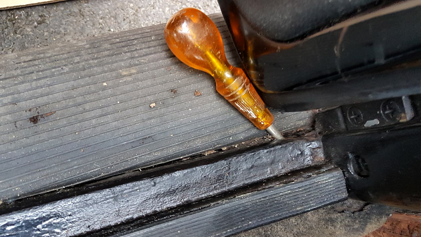 Screwdriver in the Lucille's sill